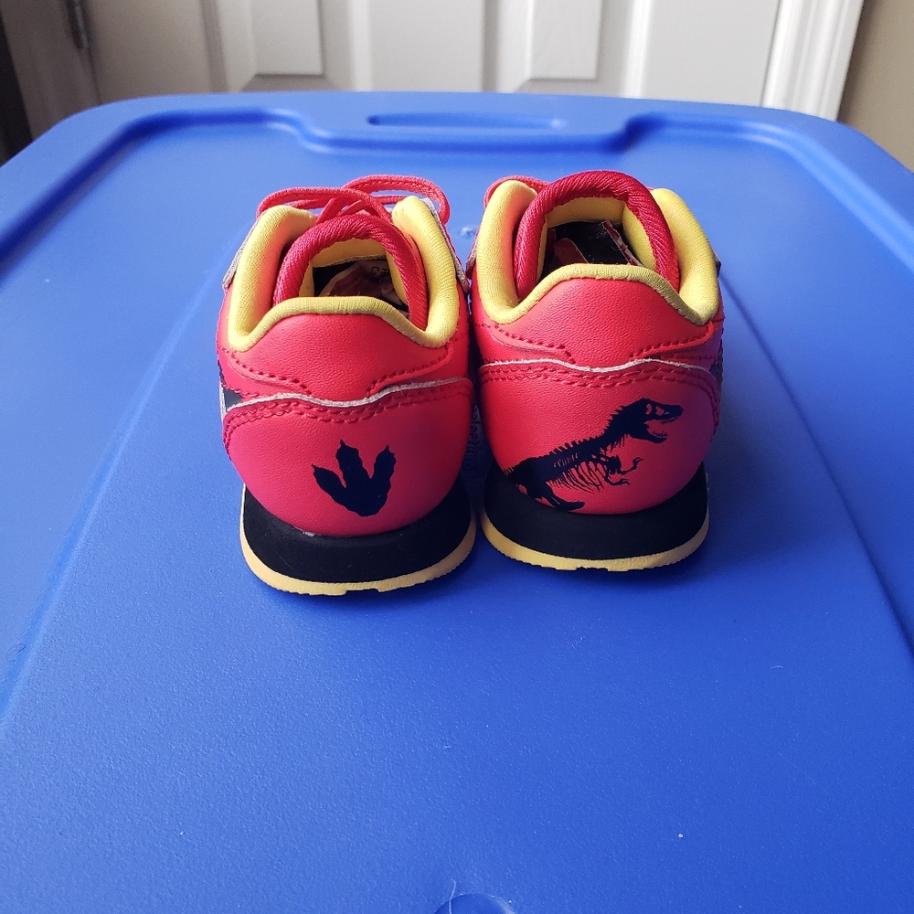 Jurassic Park Reebok - Picture 4 of 5